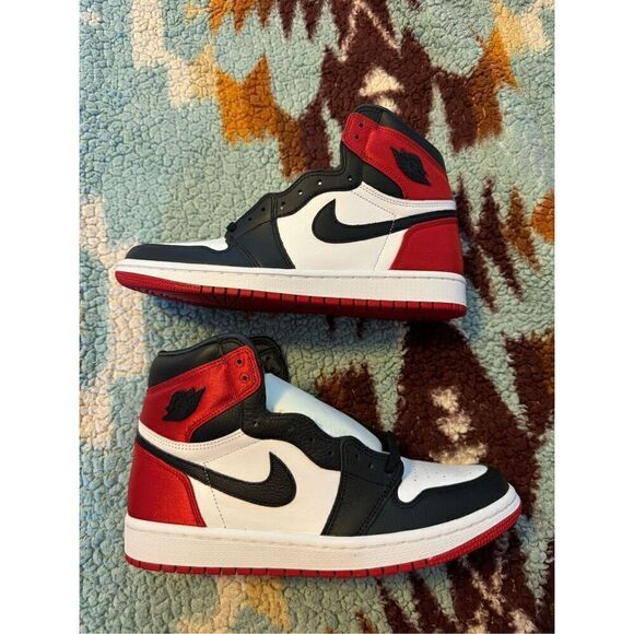 Nike Air Size 9 Jordan 1 Retro High Satin Black Toe Women CD0461-016 DS New - Picture 4 of 6